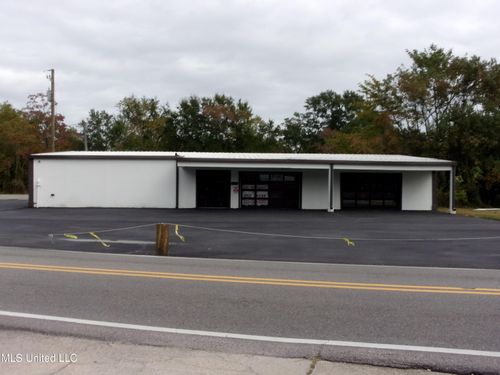 10096 Gorenflo Rd, D'Iberville, MS, 39540-4938 | Card Image