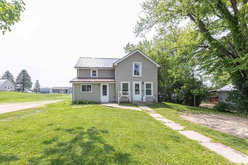 811 E Maple St, Lancaster, WI, 53813-1744 | Card Image