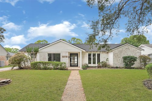 10710 Candlewood Dr, Houston, TX, 77042-1435 | Card Image