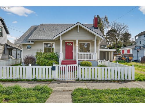 134 S 3rd St, Saint Helens, OR, 97051-2010 | Card Image