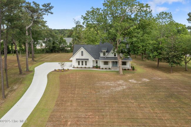 104 Indian Trl, House other with 4 bedrooms, 4 bathrooms and 2 parking in Beaufort NC | Image 5