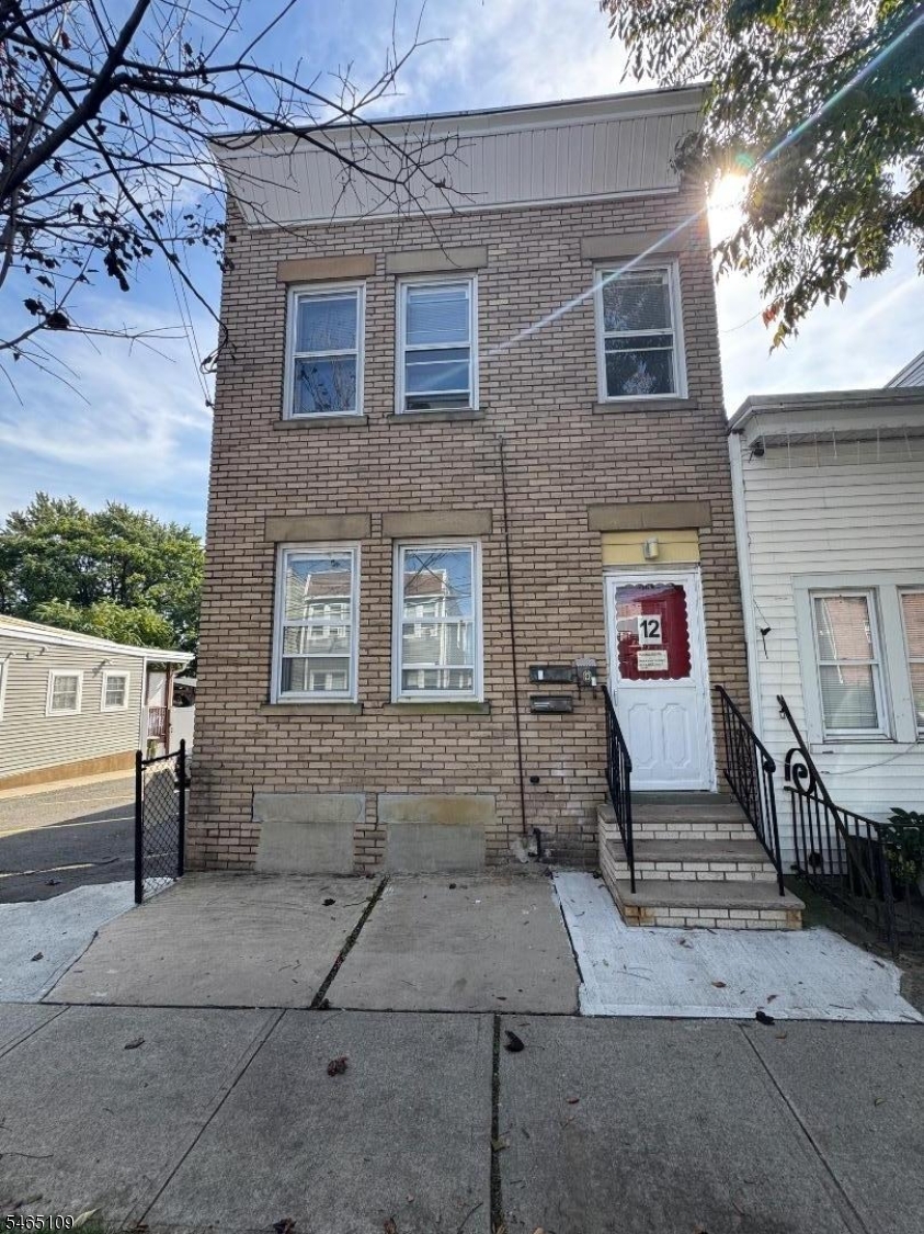 Residential Lease in Belleville Twp.