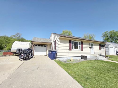1001 Cornelia Street, Janesville, WI, 53545 | Card Image
