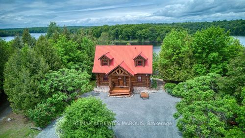 {{alt}} | Card Image