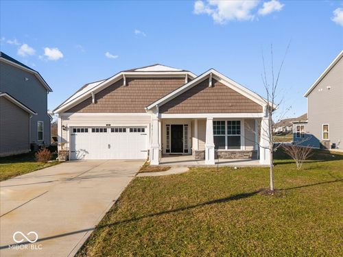 8126 Milender Blvd, Indianapolis, IN, 46237-9833 | Card Image