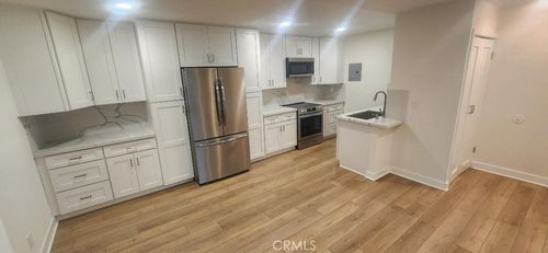 unit-p6-2511 W Sunflower Ave, Santa Ana, CA, 92704-7512 | Card Image