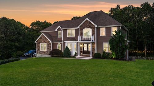 47 Devol Ave, Westport, MA, 02790-4740 | Card Image