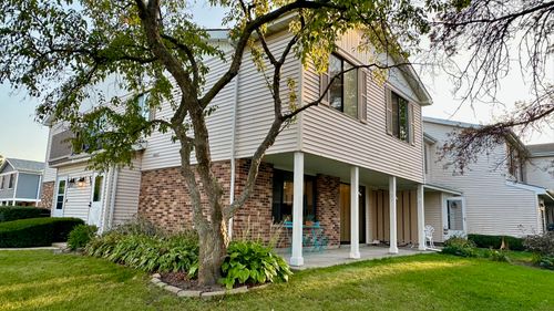 464 Buchanan Ct, Vernon Hills, IL, 60061-1346 | Card Image