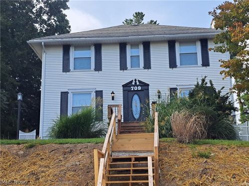 709 Mckinley Ave, Cambridge, OH, 43725-1550 | Card Image