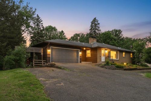 6193 49th St N, Oakdale, MN, 55128-1901 | Card Image