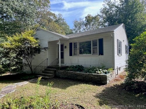 22 Oak Ln, Stonington, CT, 06378-1707 | Card Image