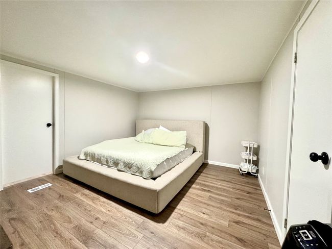 5904 Falcon Ct N, House other with 3 bedrooms, 2 bathrooms and null parking in Joshua TX | Image 8