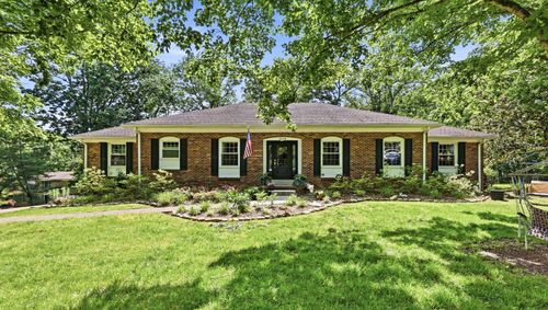 2824 Scenic Dr, Clarksville, TN, 37043-5312 | Card Image