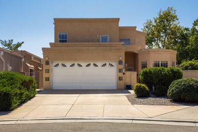 7200 Gallinas Avenue Ne, House other with 3 bedrooms, 2 bathrooms and null parking in Albuquerque NM | Image 1