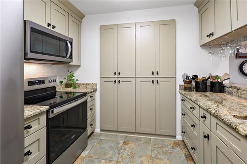 apt-201-27 Plantation Dr, Vero Beach, FL, 32966-8217 | Card Image