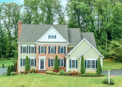 35 Bridgehampton Xing, Unionville, CT, 06085-1186 | Card Image