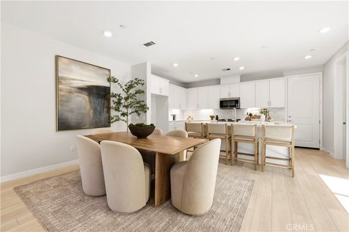 27637 Ensemble Pl, Valencia, CA, 91381-2009 | Card Image