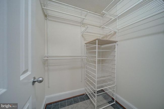 UNIT-122 - 8370 Greensboro Dr, Condo with 2 bedrooms, 2 bathrooms and null parking in MCLEAN VA | Image 12