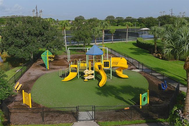 7538 Camden Harbour Dr, House other with 6 bedrooms, 4 bathrooms and null parking in BRADENTON FL | Image 96