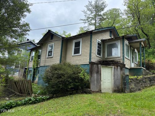 705 Blondell Ave, Appalachia, VA, 24216-2115 | Card Image