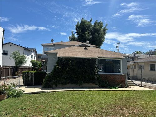 14736 Gilmore St, Van Nuys, CA, 91411-1507 | Card Image