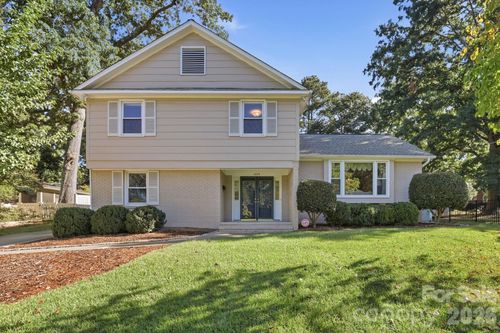 4235 Blalock Ave, Charlotte, NC, 28210-6301 | Card Image