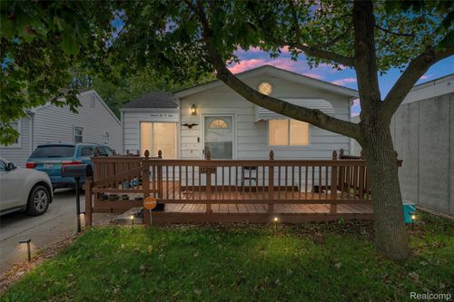 11204 Sherman Avenue, Warren, MI, 48089 | Card Image
