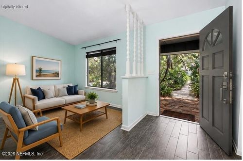 1207 14th St N, Jacksonville Beach, FL, 32250-3663 | Card Image