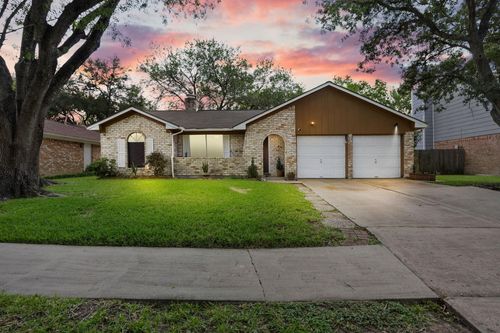 16115 Alta Mesa Dr, Houston, TX, 77083-1105 | Card Image