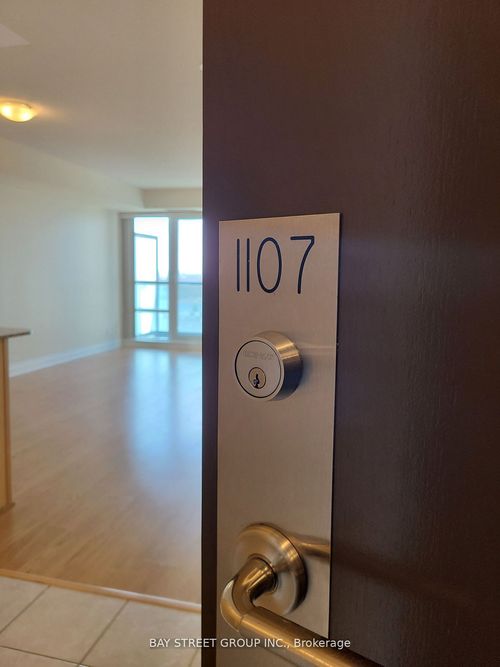 1107-75 S Town Centre Blvd, Markham, ON, L6G0B3 | Card Image