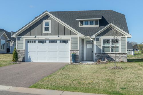 29330 Kenwood Way, Chisago City, MN, 55013-7526 | Card Image