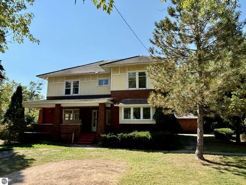 513 E Cass Street, Cadillac, MI, 49601 | Card Image