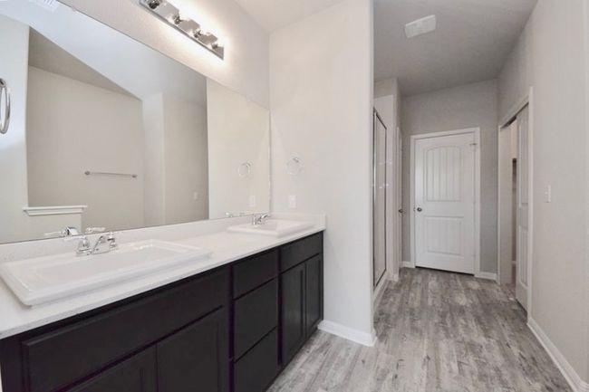UNIT-5 - 1701 Logan Dr, Townhouse with 3 bedrooms, 2 bathrooms and 4 parking in Round Rock TX | Image 13