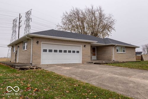 2706 Maple Dr, New Castle, IN, 47362-2059 | Card Image