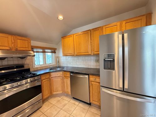 2fl-4540 192nd St, Flushing, NY, 11358-3437 | Card Image