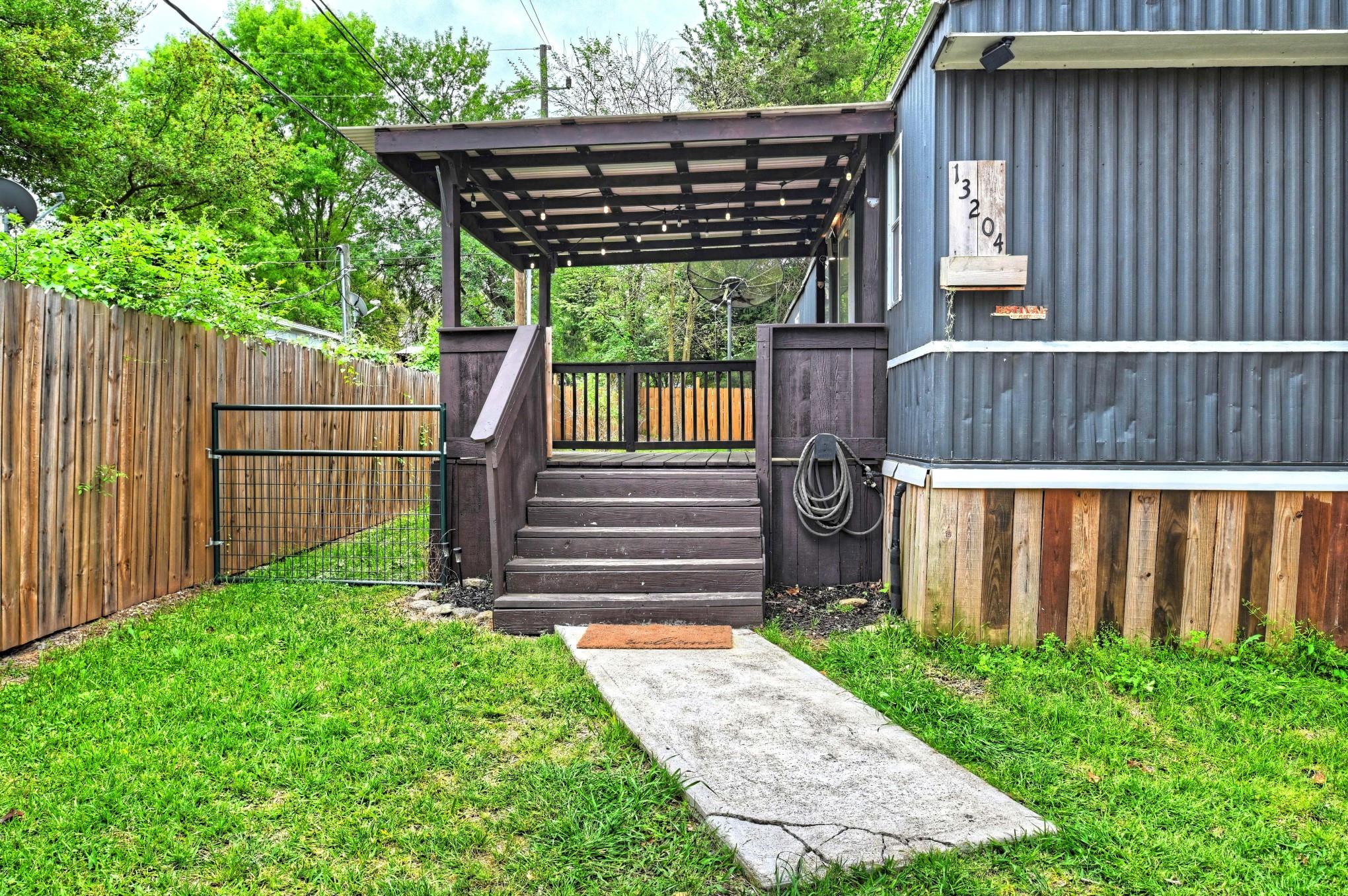 Residential Lease in Willis 3