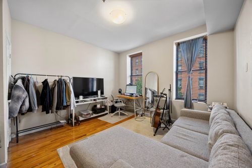 apt-3l-129 Willow Ave, Hoboken, NJ, 07030-3679 | Card Image