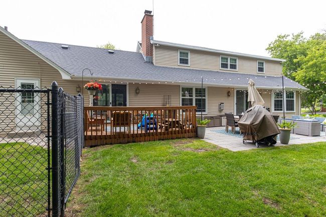 11 Meadowbrook Court, House other with 5 bedrooms, 5 bathrooms and null parking in GRAND CHUTE WI | Image 5