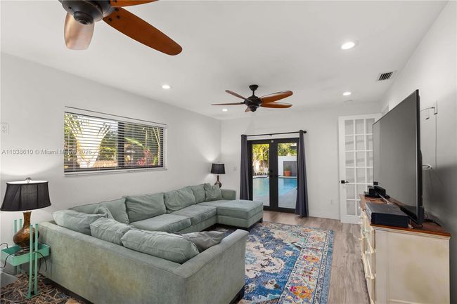 13505 Sw 83 Rd Ct, House other with 4 bedrooms, 4 bathrooms and null parking in Pinecrest FL | Image 34