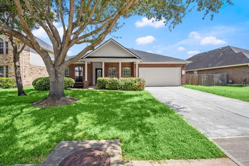 7803 Blue Lake Dr, Rosenberg, TX, 77469-4669 | Card Image