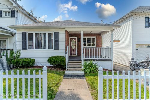 91 Birkett St, Carbondale, PA, 18407-1766 | Card Image