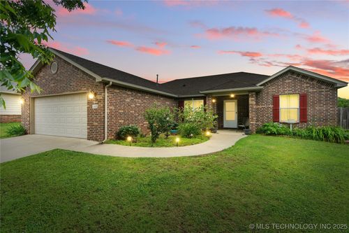 165 Canton Pl, Mannford, OK, 74044 | Card Image