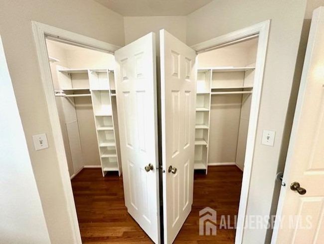 1502 Timber Oaks Rd, Townhouse with 2 bedrooms, 3 bathrooms and null parking in Edison NJ | Image 15