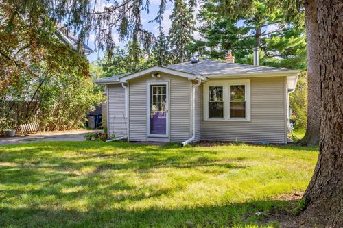 1904 Hinckley St, White Bear Lake, MN, 55110-3722 | Card Image