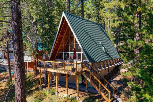 1375 Woodland Way, Tahoe City, CA, 96145-2256 | Card Image