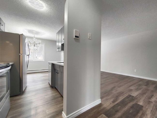 6 - 10035 155 Street Nw, Home with 1 bedrooms, 1 bathrooms and 1 parking in Edmonton AB | Image 4