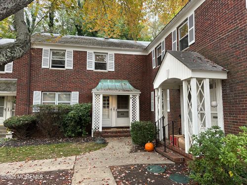 911-102 Manor Dr, Red Bank, NJ, 07701-2463 | Card Image