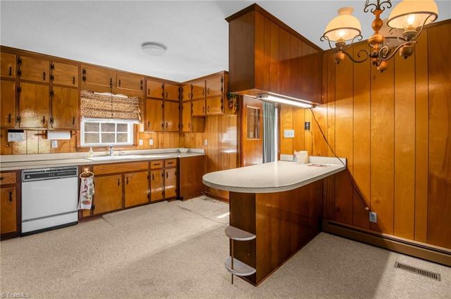 520 S Bunker Hill Rd, House other with 3 bedrooms, 2 bathrooms and null parking in Colfax NC | Image 11