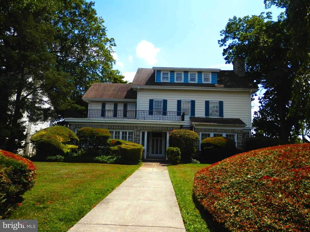 Garrett Rd, Drexel Hill, PA 19026
