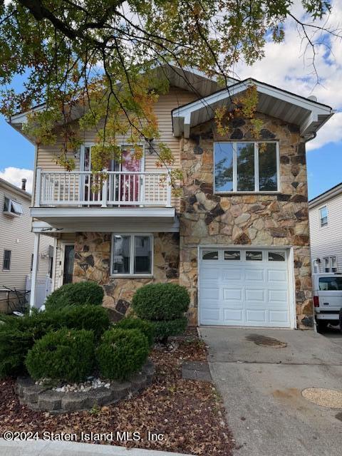Wirt Ave, Staten Island, NY 10309